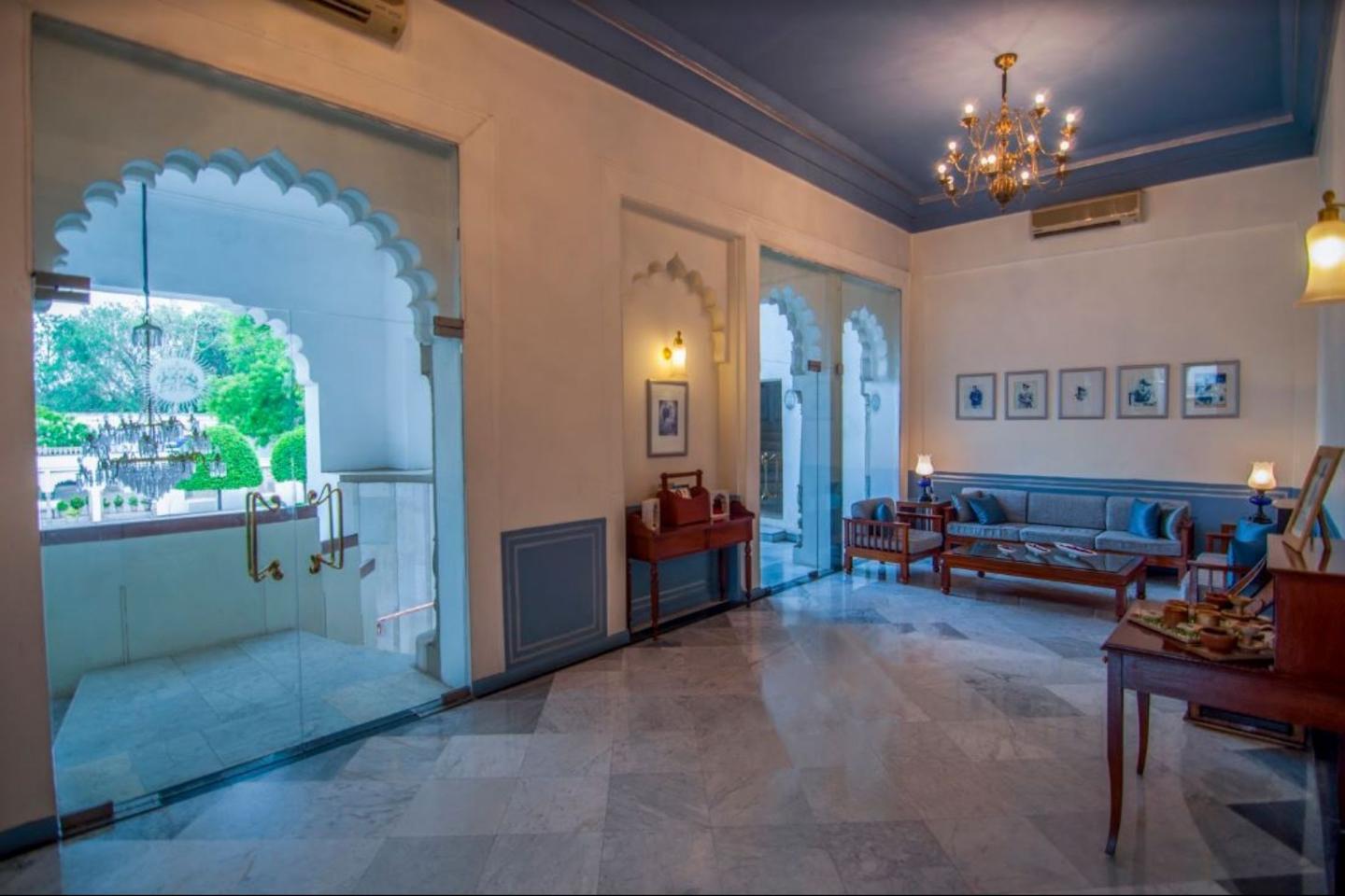 Taj Usha Kiran Palace, Gwalior Exterior photo